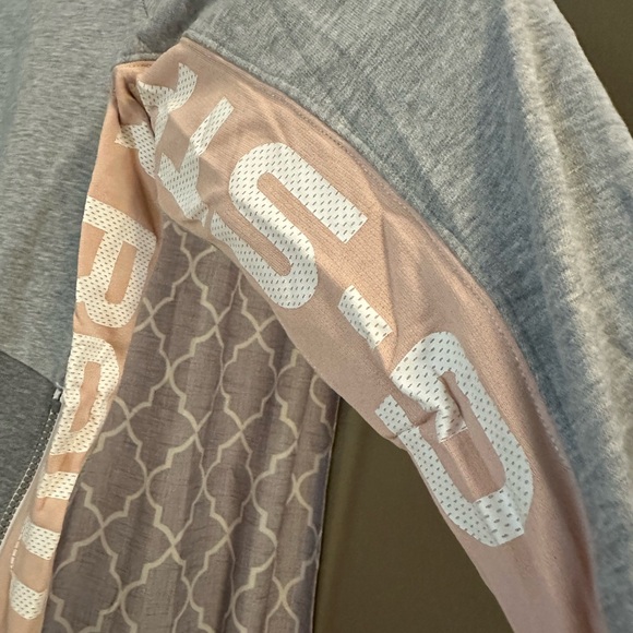 New Women’s G-Star Gray and Cream Camouflage Sweatshirt - Picture 4 of 15